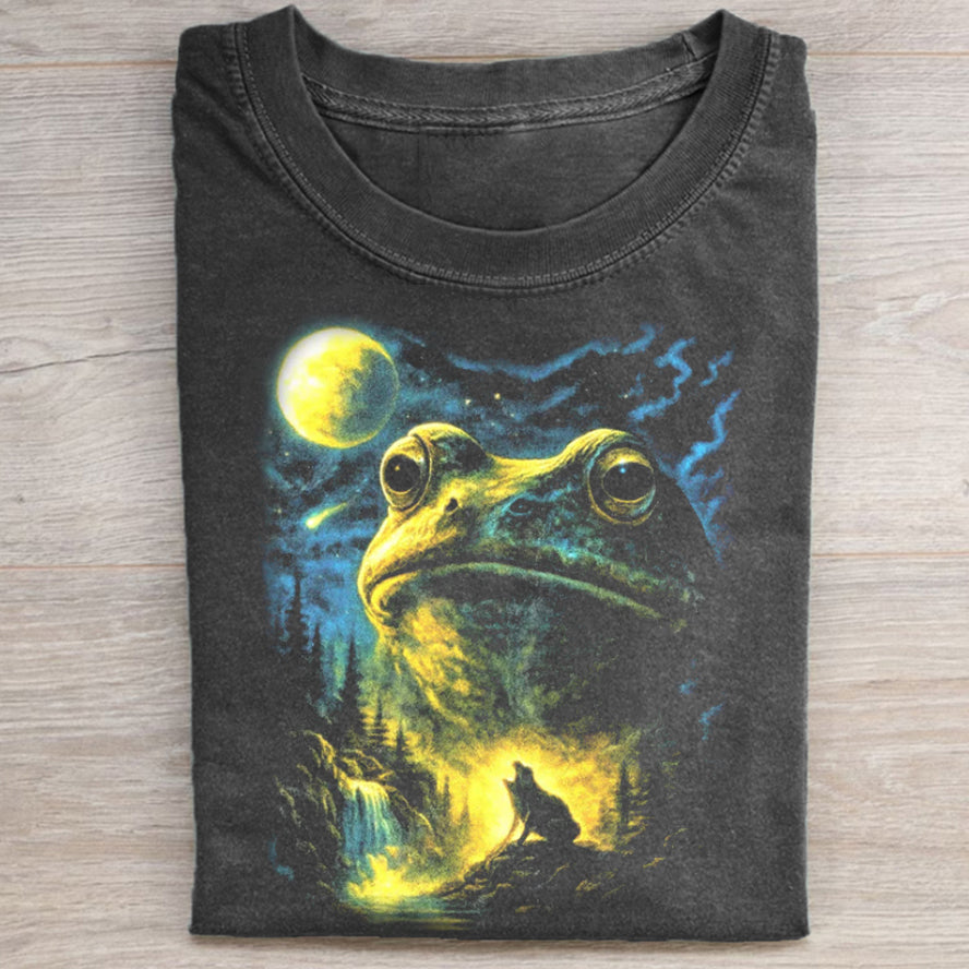 Frog Howling to the Moon Print T-shirt